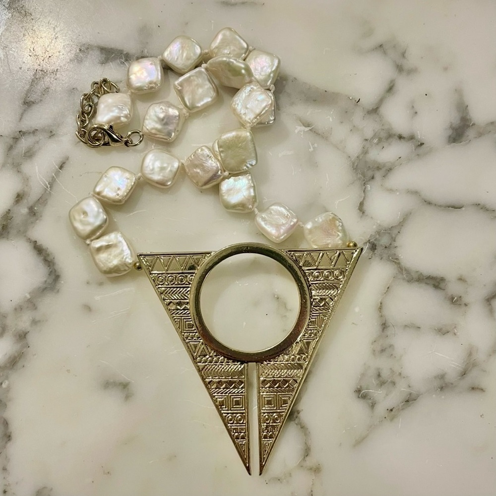 Authentic Pearl and Gold plated stainless steel Geometric Necklace - Picture 2 of 3